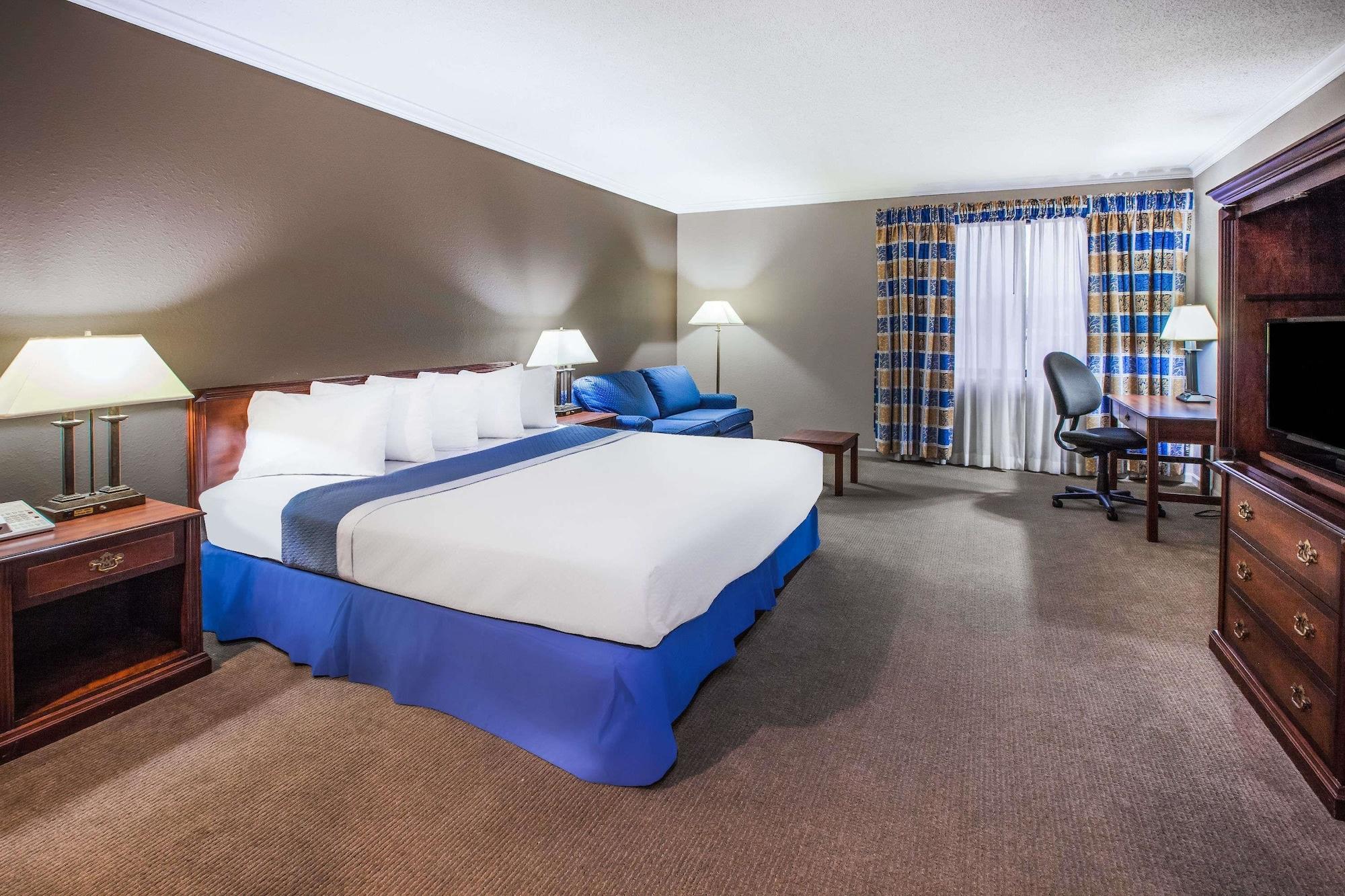 Days Inn By Wyndham Midland Exterior foto